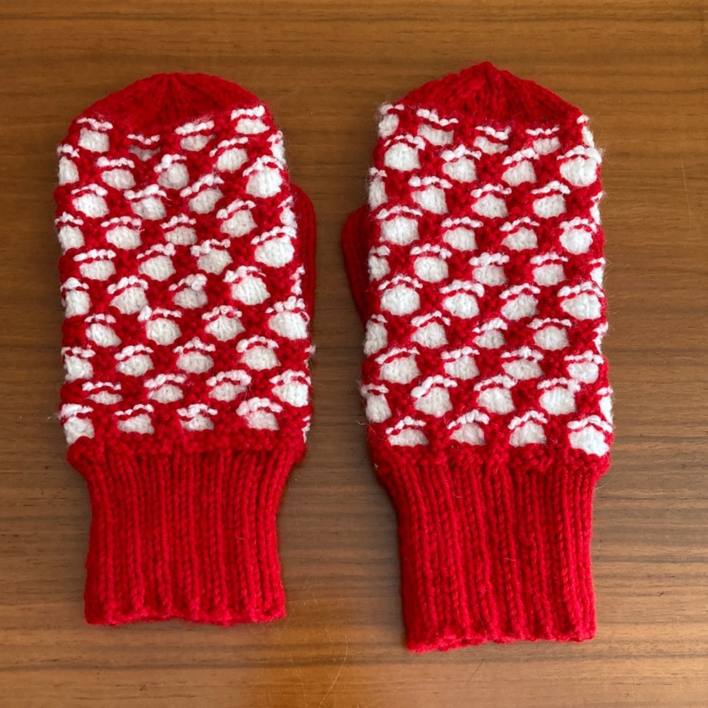 Handmade Red and White Mittens S/M